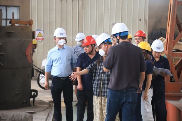 攜手共進，合作共贏——秘魯客戶代表團蒞臨騰飛鑄鋼參觀考察